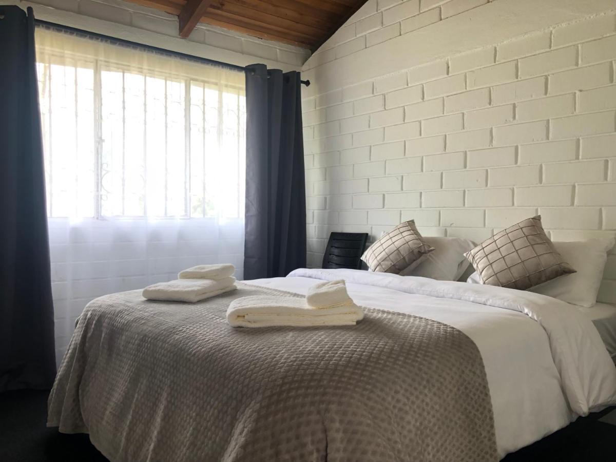 High-End Holiday Cabin - Tungurahua Hot Springs Baños Eksteriør bilde
